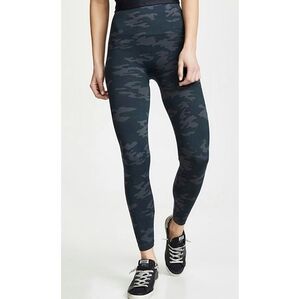 Spanx |‎ Camouflage High Waist Knit Leggings Large